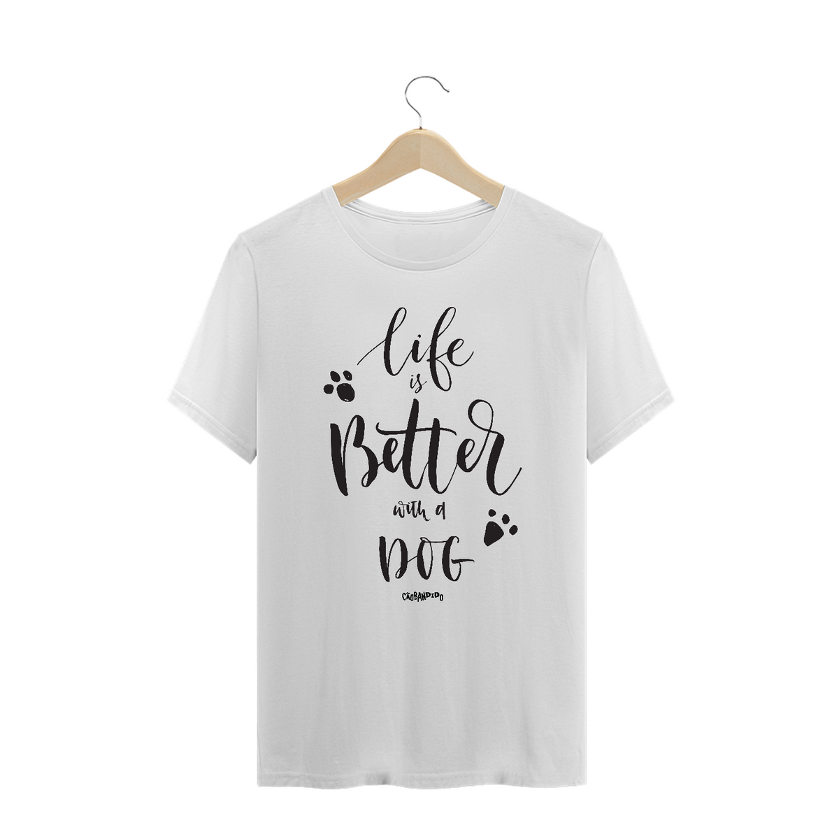 Nome do produto: Camiseta Plus Size Life is Better With a Dog