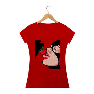 Nome do produtoCEREJA MULHER-GATO - Camiseta Personalizada com Estampa Sexy