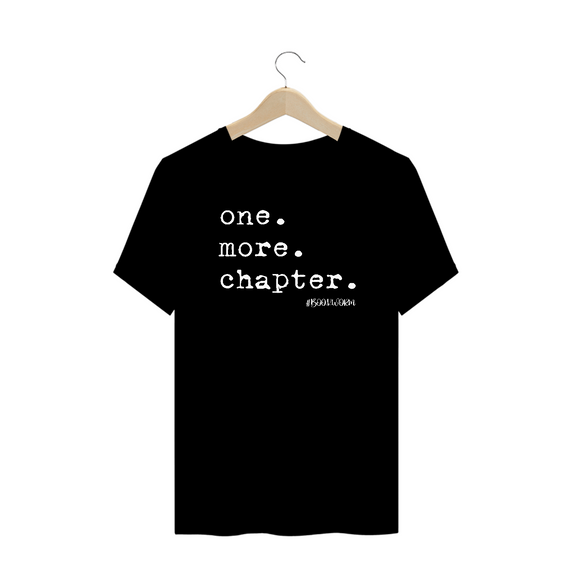 Camiseta Plus Size One More Chapter
