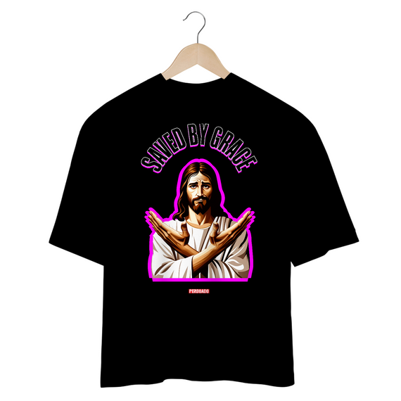 0020OS - Camiseta Oversized Saved by Grace