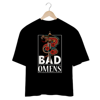 Nome do produtoCamiseta Oversized Bad Omens - Snake