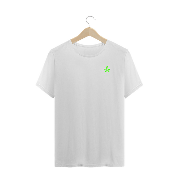 Camiseta Plus Size Naturalmente Simbolo Verde