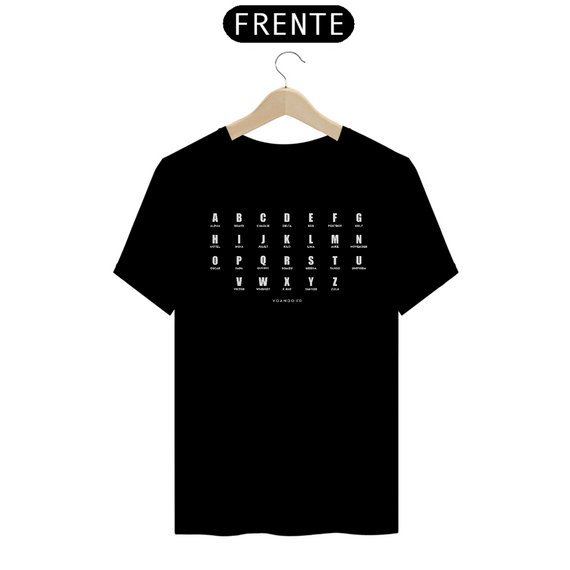 Camiseta alfabeto fonético 2 preta