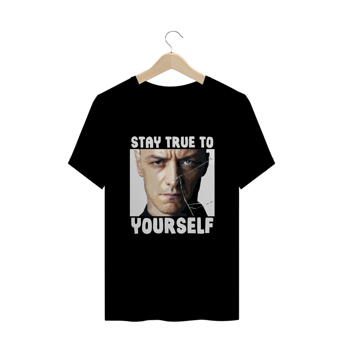 Nome do produto: Stay True To Yourself (Fragmentado) - T-Shirt Plus Size