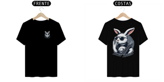 Nome do produtoSnow Rabbit Guitarrista frente e costas- camiseta adulto 