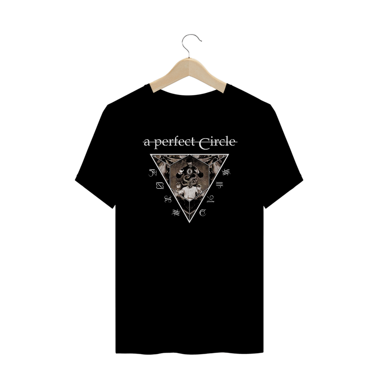 Nome do produto: A Perfect Circle - Plus Size