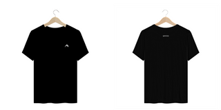 Nome do produtoT-Shirt Versátil Classic Estampa Branca PLUS SIZE