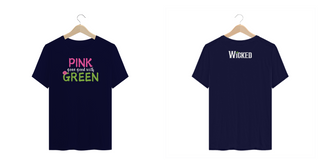 Nome do produtoCamiseta Plus Size - Pink Goes Good With Green (Frente e Costas)