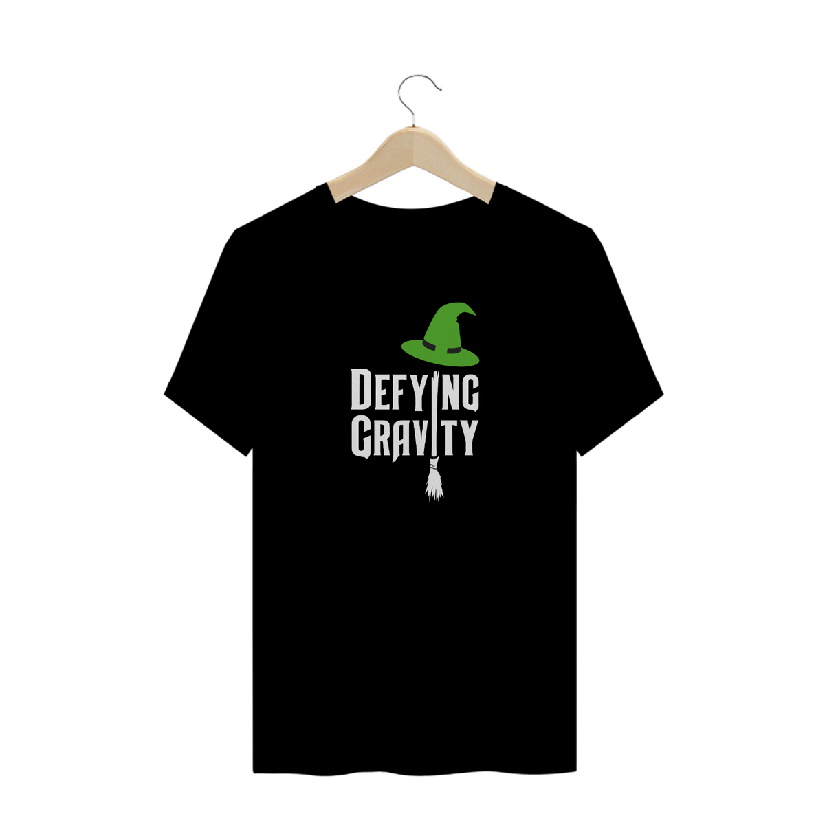 Nome do produto: T-Shirt Plus Size - Defying Gravity