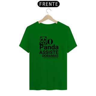 Nome do produtoCamisa Unissex - O Panda Assiste Dorama