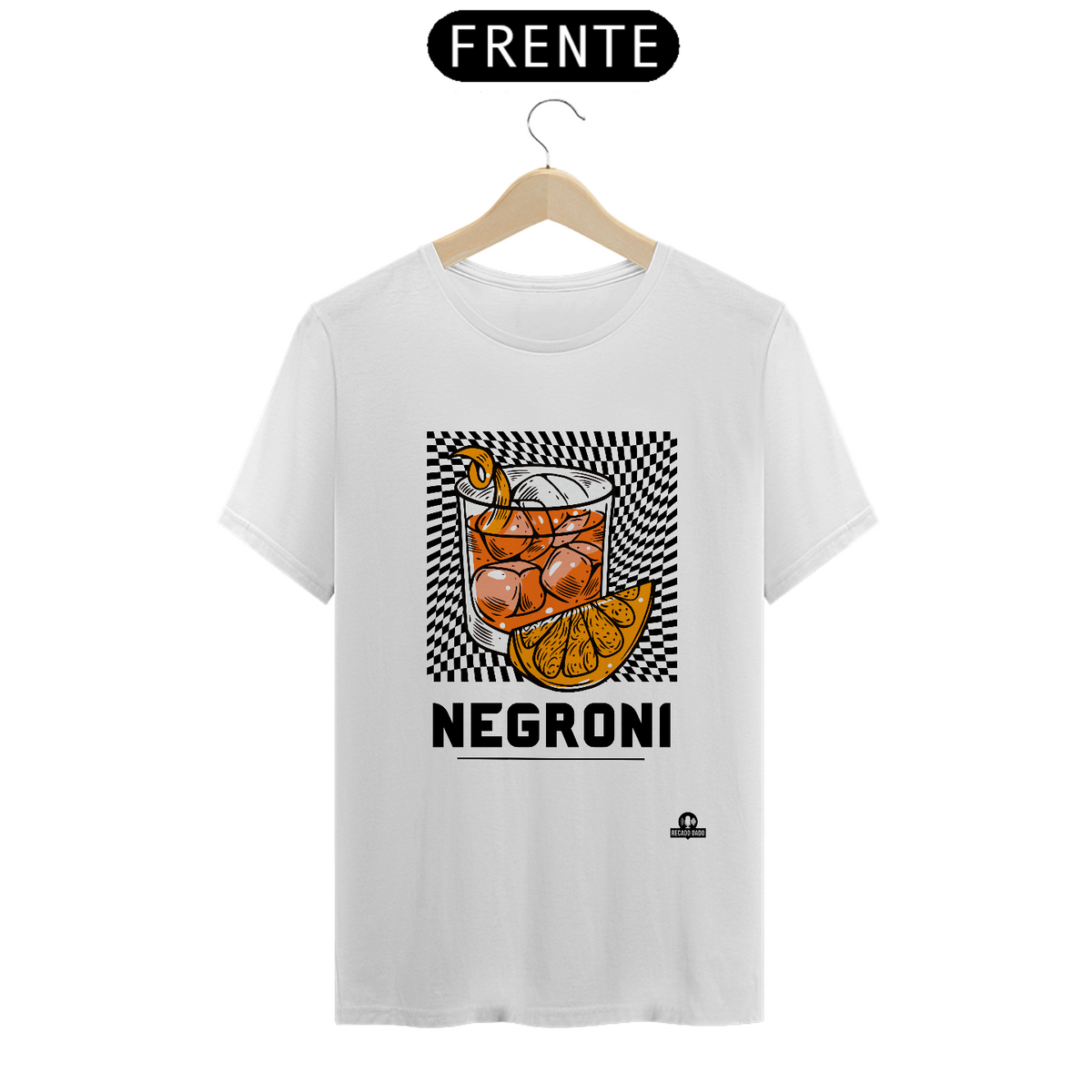 Nome do produto: Camiseta de barman com estampa do famoso coquetel Negroni.