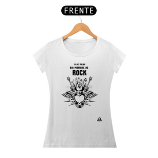 Camiseta comemorativa do dia mundial do rock com estampa de símbolos do rock n' roll.