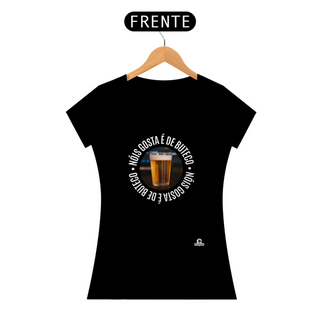 Camiseta baby long “Nóis Gosta É de Boteco” com imagem de um Copo americano de Cerveja.