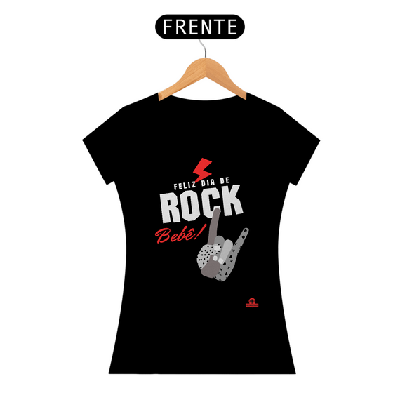 Camiseta feminina com frase estampada 