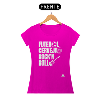 Camiseta feminina estilizada com frase 
