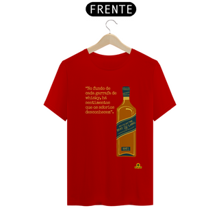 Nome do produtoCamiseta  com estampa de Garrafa de Whisky e frase melancólica 