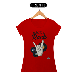 Nome do produtoCamiseta feminina retrô com disco de vinil e mão fazendo chifre celebrando o dia mundial do rock.