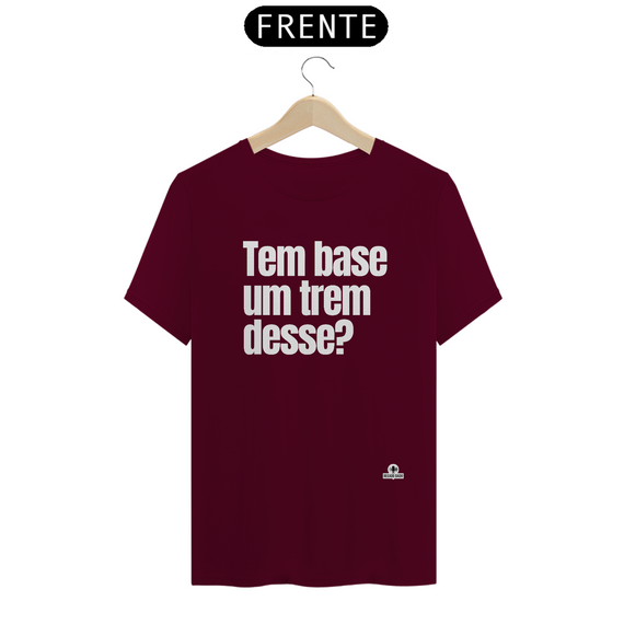 Camiseta com frase 