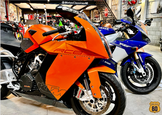 Nome do produtoPoster KTM RC8 x YZF R1