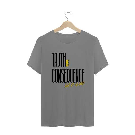 Camiseta Plus Size Rock On - Truth or consequence
