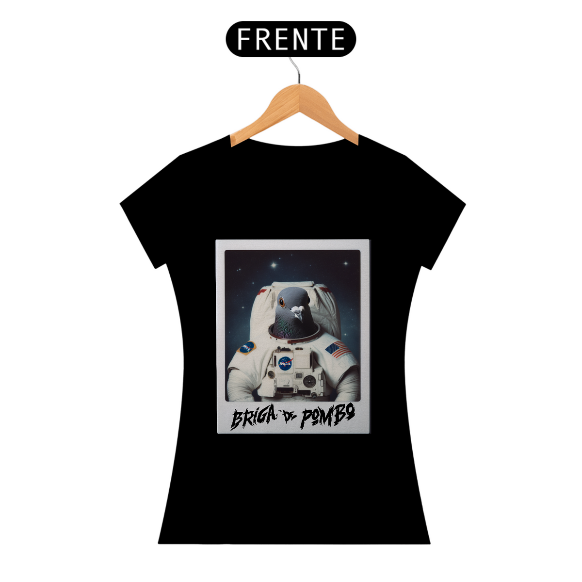 Nome do produto: Camiseta Feminina Pombo Astrunauta - Estampa na frente