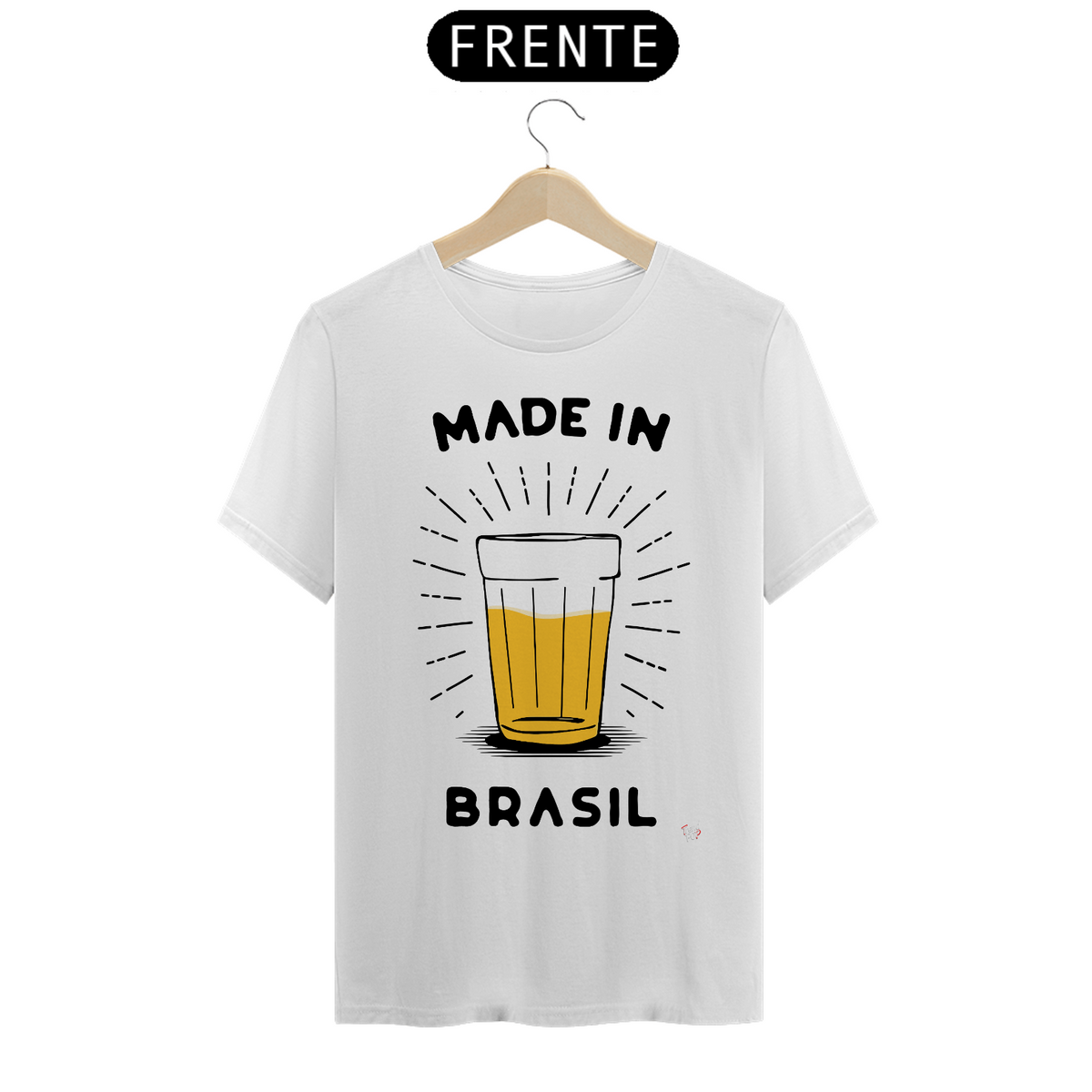 Nome do produto: Camiseta Made in Brasil Escrita Preta - Copo Americano de Cerveja