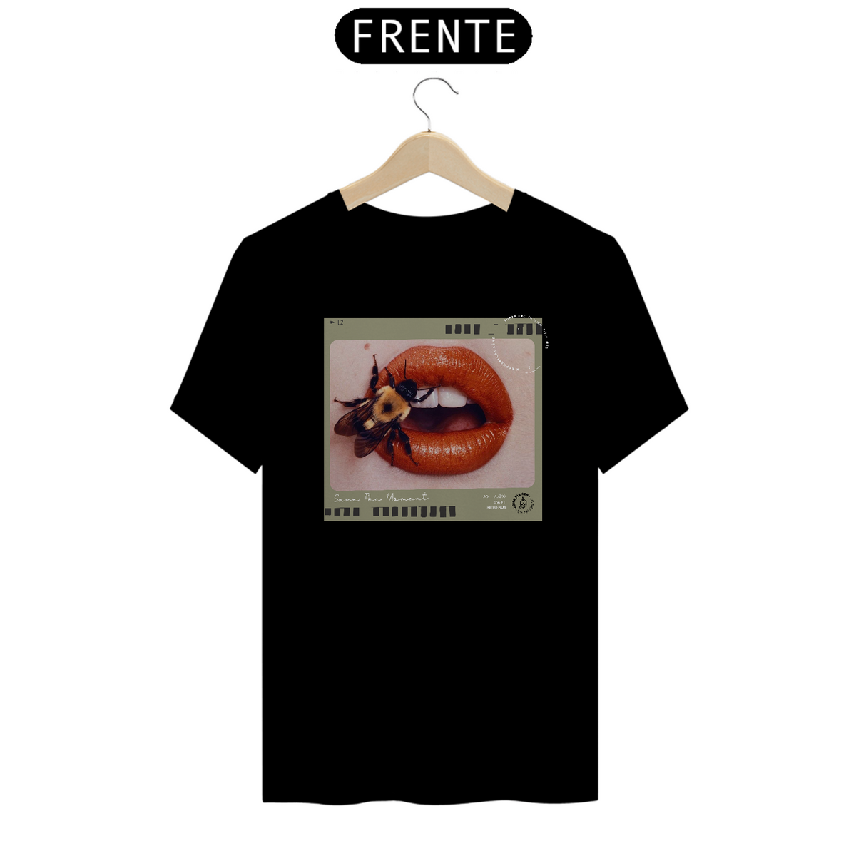 Nome do produto: Camiseta Lips Bee