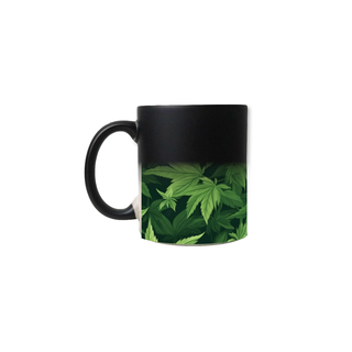 Nome do produtoCaneca Magica weed folhas 