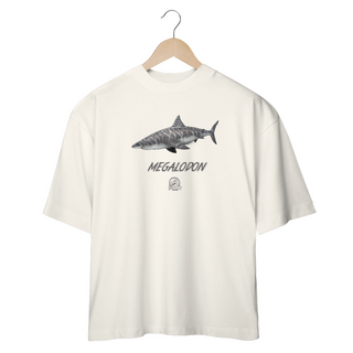 Nome do produtoCamiseta Oversized Megalodon em Cor | Ilustração por Leandro Sanches