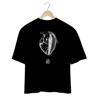 Camiseta Oversized - Coração + Trilobita