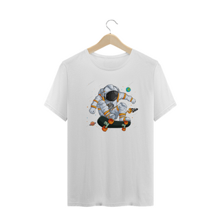 Nome do produtoCamiseta Plus Size Astronauta Skate