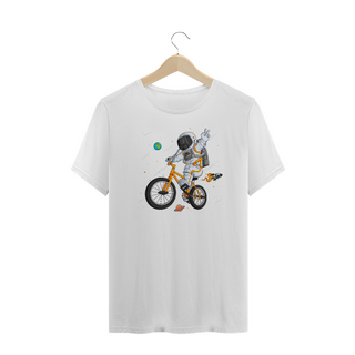 Nome do produtoCamiseta Plus Size Atronauta Bike