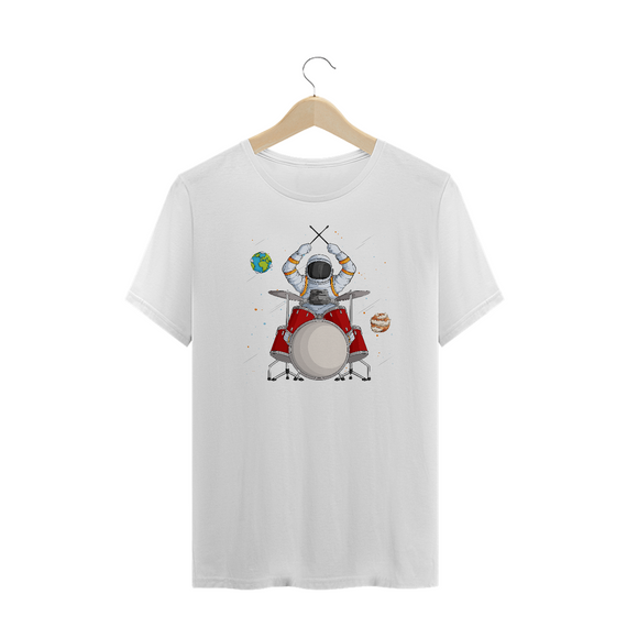 Camiseta Plus Size Astronauta Bateria