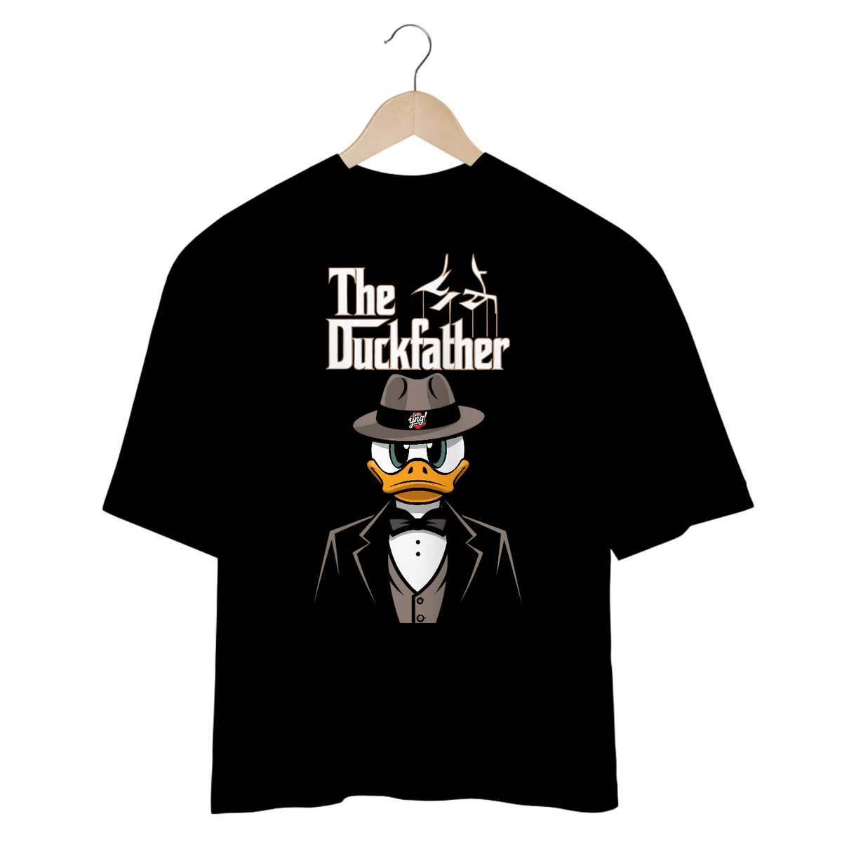 Nome do produto: The Duckfather – Poder e Estilo em Uma Só Estampa - Camiseta Plus Size