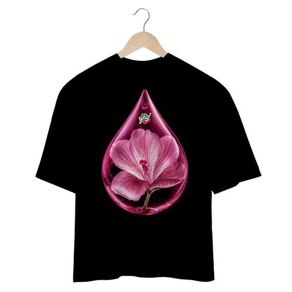 Flor Suspensa - Camiseta Plus Size