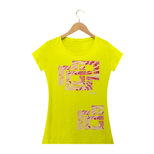 Nome do produtoT-Shirt Quadrados Amarelos e Rosas