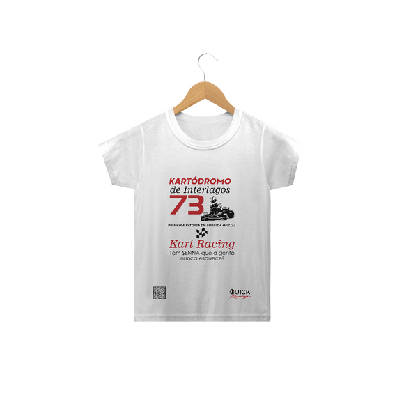 T-Shirt Classic Infantil Quick Racing | 1973 Kartódromo de Interlagos - 1ª Vitória em corrida oficial [ QRCode ]