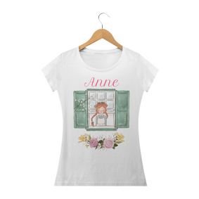 Camiseta feminina Anne na janela