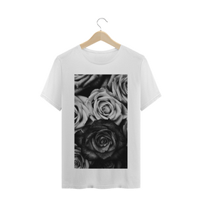 Camiseta - Floral Preto e Branco