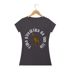 Camiseta Fem Girafática