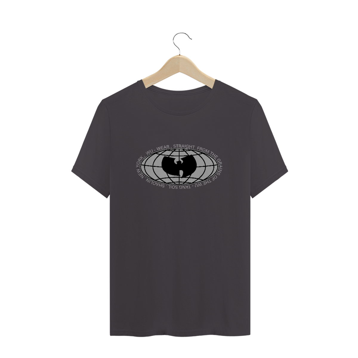 Nome do produto: Camiseta de Malha ESTONADA Pré-Lavada Wu Tang Clan Globo Letras Chumbo