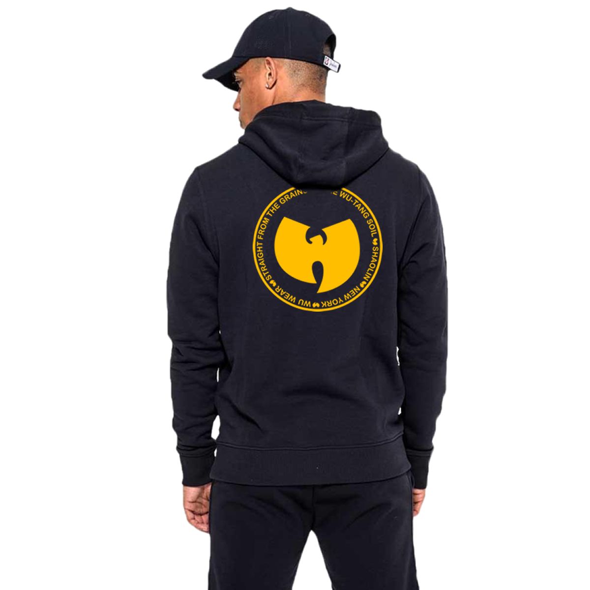 Nome do produto: Moletom Aberto Ziper Wu Tang Clan Interior Flanelado Stamp Amarelo