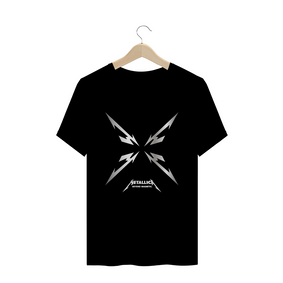 Camiseta Beyond Magnetic Metallica