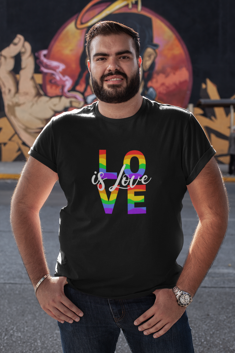 Nome do produto: T-Shirt PLUS SIZE Love Is Love