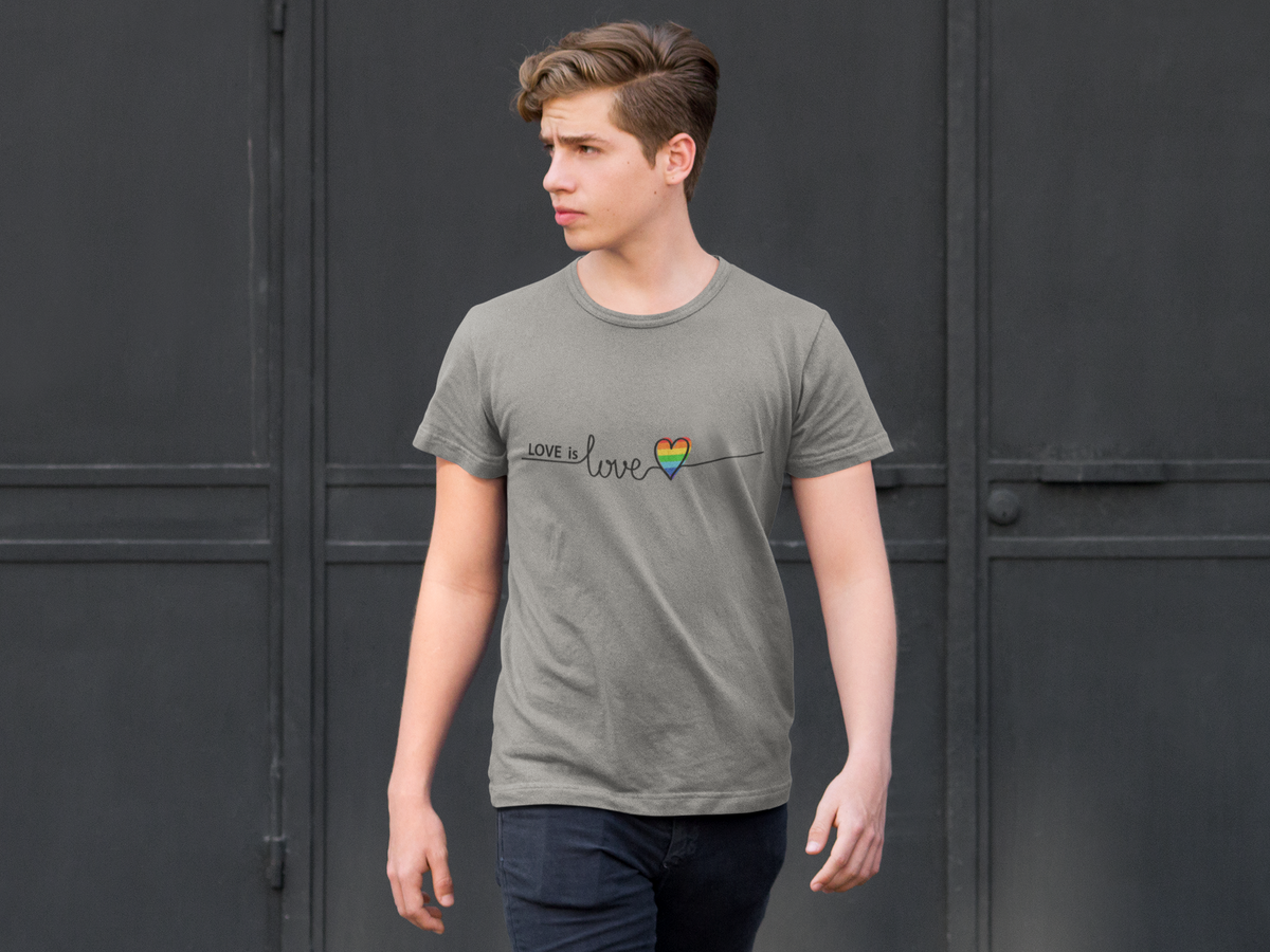 Nome do produto: T-Shirt Quality Love Is Love