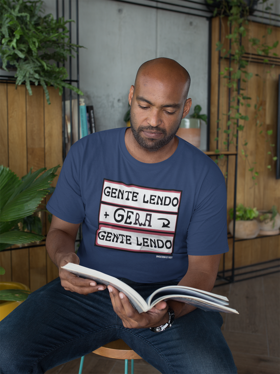 Camiseta 'Gente lendo'