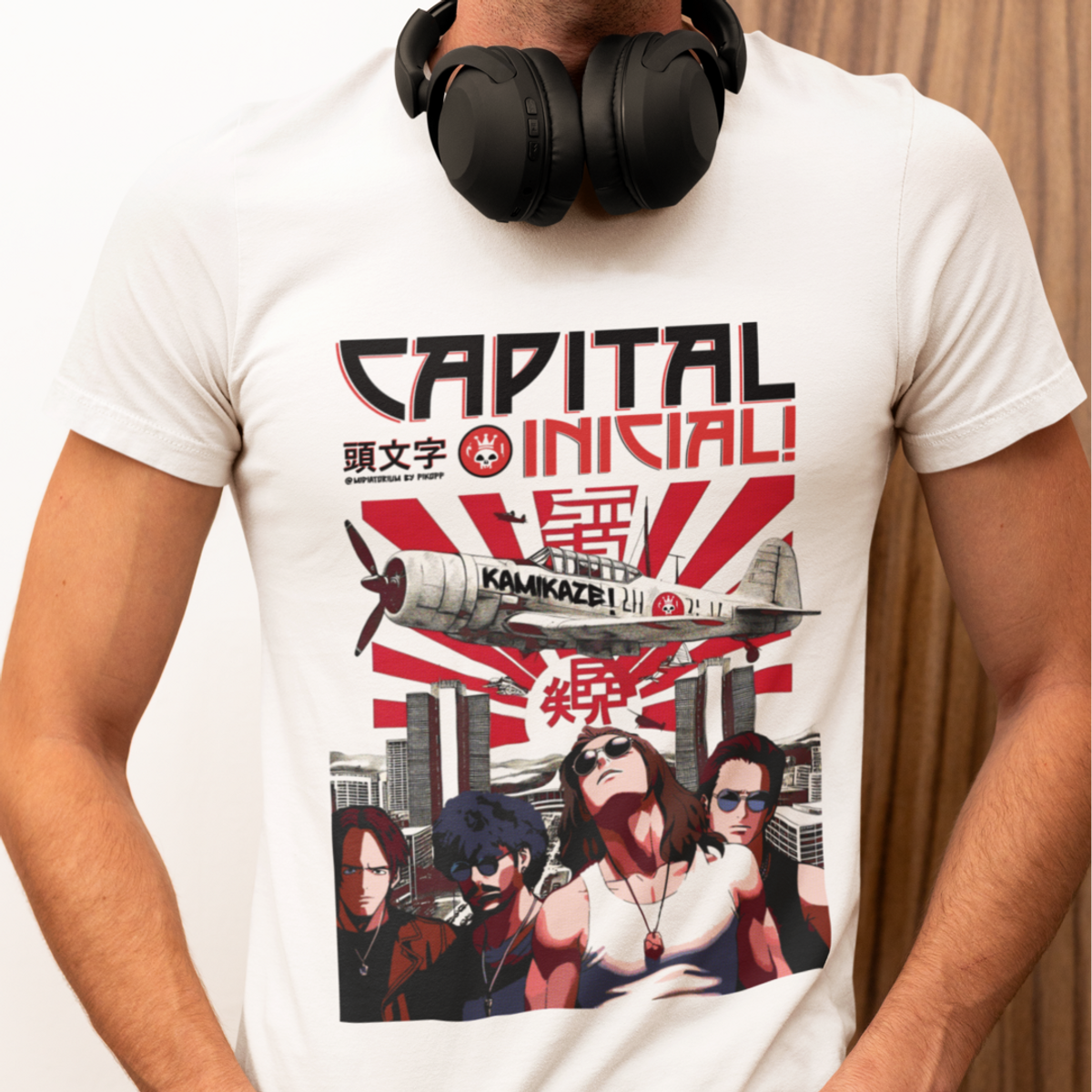 Nome do produto: Camiseta \'Capital Inicial Kamikaze: mangá style\' 