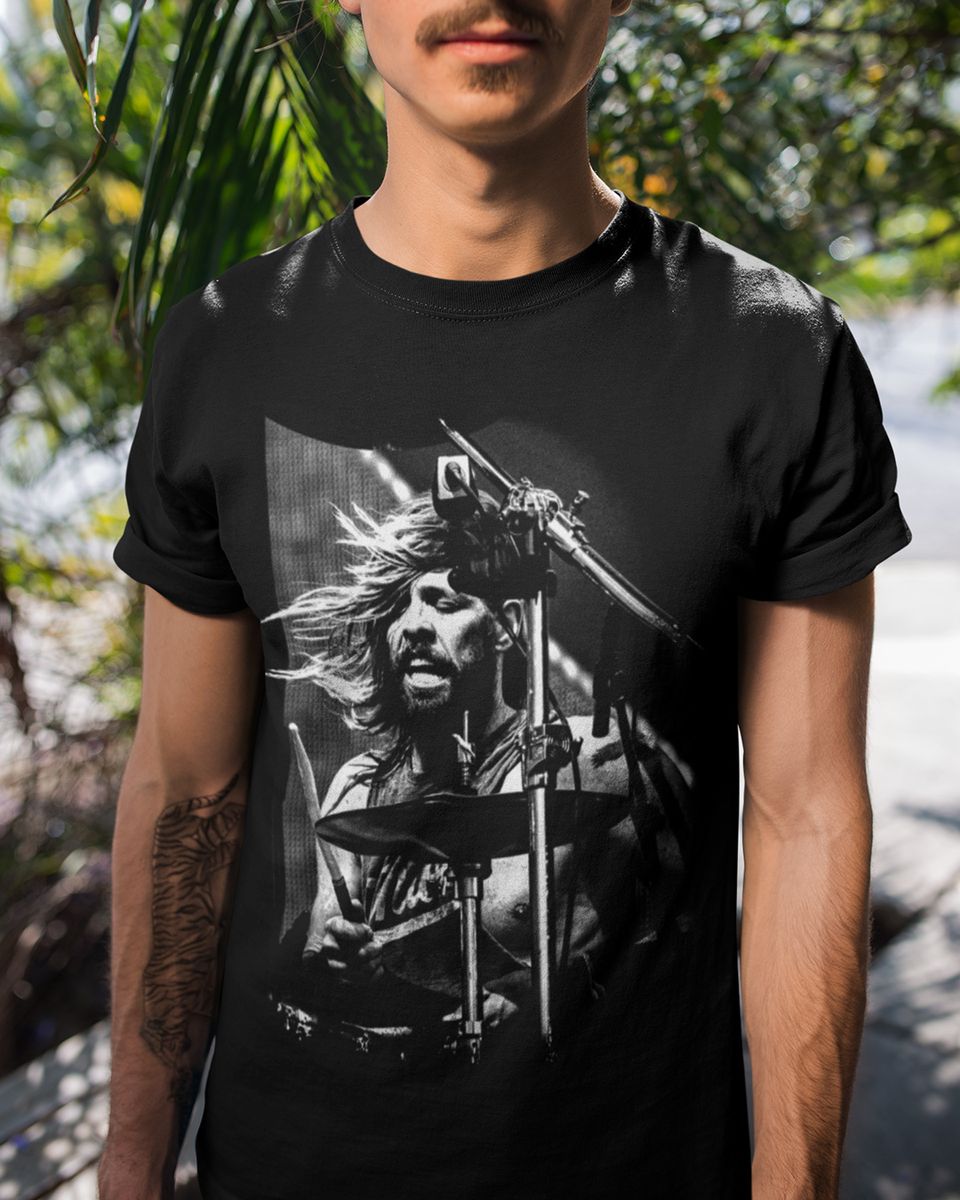 Nome do produto: Camiseta Foo Fighters Taylor Mind The Gap Co.