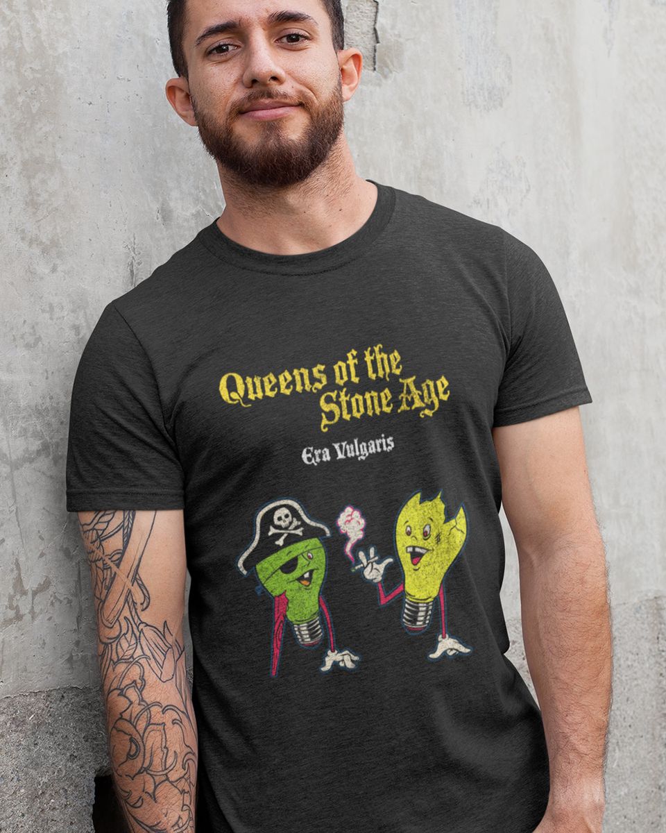 Nome do produto: Camiseta Queens Of The Stone Age Era Mind The Gap Co.