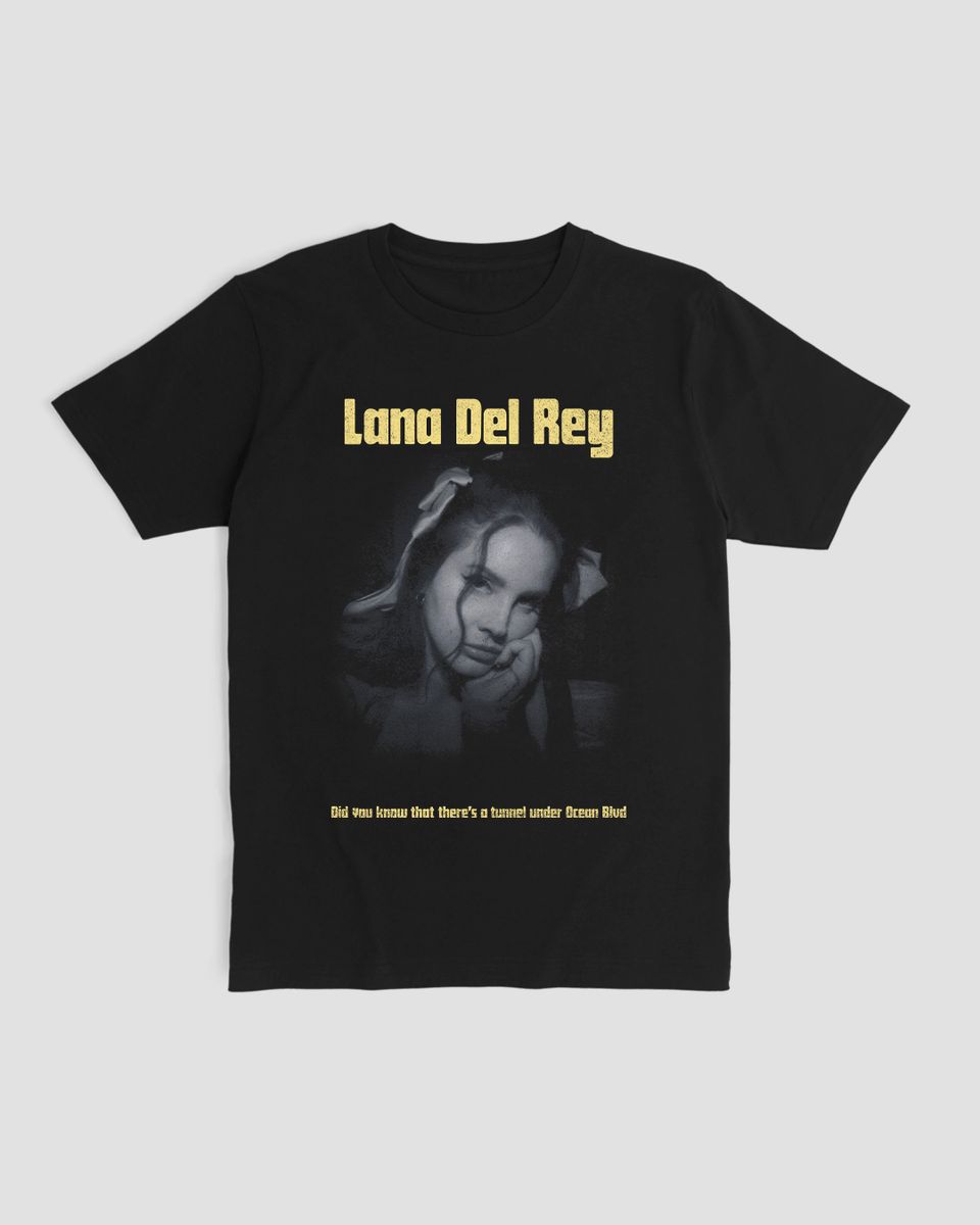 Nome do produto: Camiseta Lana Del Rey Ocean Mind The Gap Co.